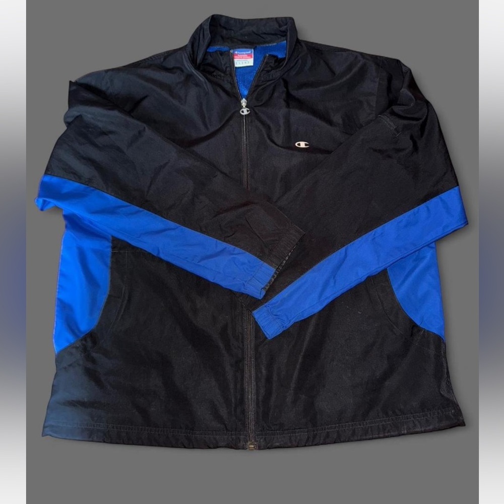 Champion Men's Black and Blue Windbreaker Jacket. Size L. Excellent condition